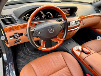 2009 Mercedes-Benz S 600 5.5 Liters 12-cylinder Petrol Engine Black Orange Sedan RWD