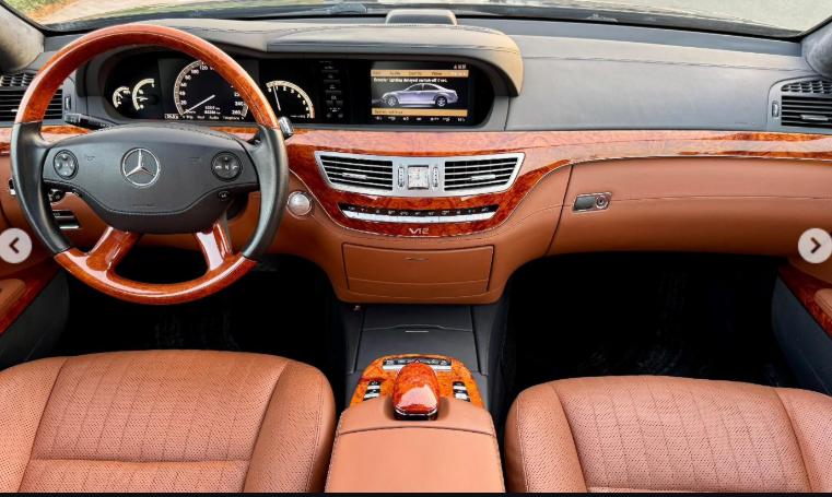 2009 Mercedes-Benz S 600 5.5 Liters 12-cylinder Petrol Engine Black Orange Sedan RWD