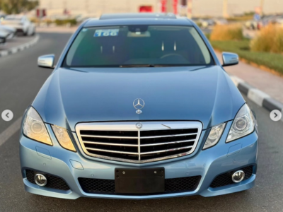 2010 Mercedes-Benz E350 3.5 Liters V6 Petrol Engine Blue Black Sedan RWD