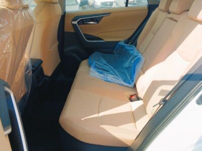 2025 Toyota RAV 4 2.5 Litres 4-Cylinder Inline-4 Hybrid Engine White Tan SUV Automatic GCC