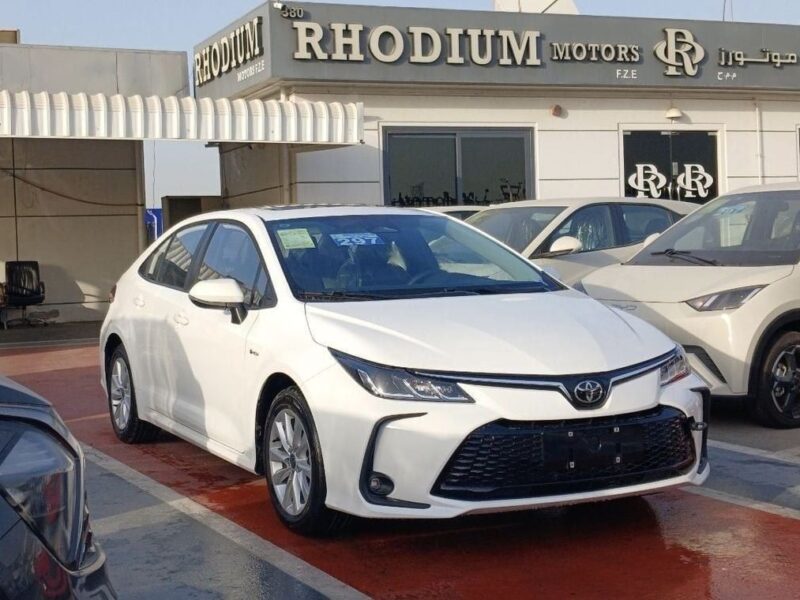 2024 Toyota Corolla 1.8 Liters 4 Cylinders Petrol Engine White Black Sedan Automatic