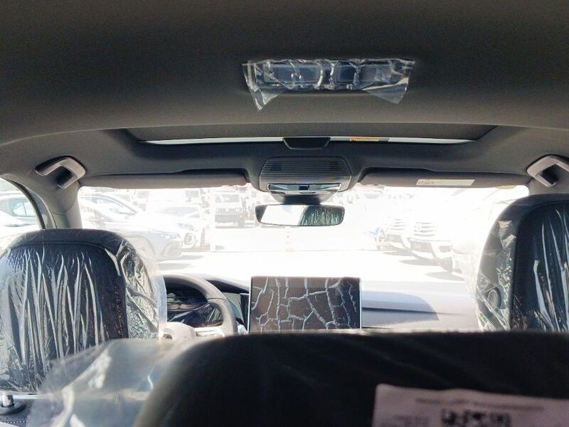 2025 Volkswagen Golf R-Line 1.5L TSI 1.5 Liters 4 Cylinders Petrol Engine Grey Hatchback