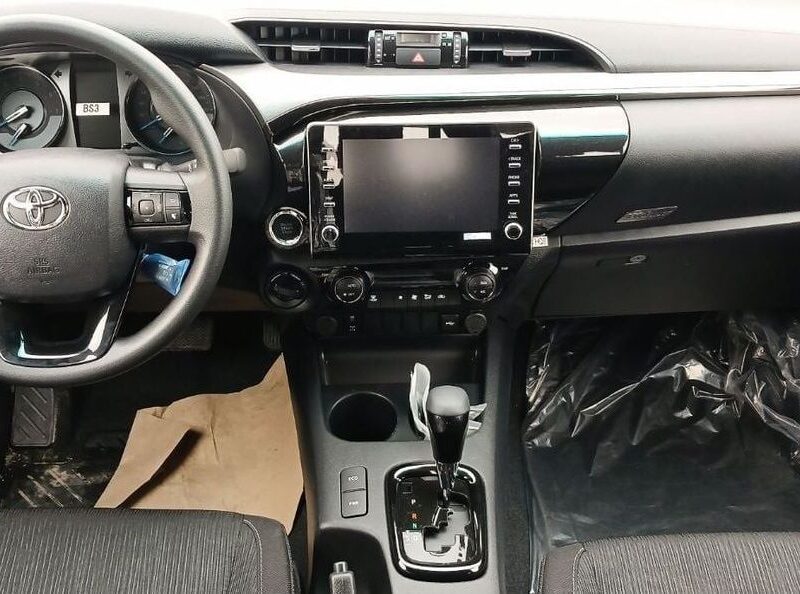 2025 Toyota Hilux Adventure 4.0-liter V6 Petrol Engine White Black Pickup Truck Automatic GCC