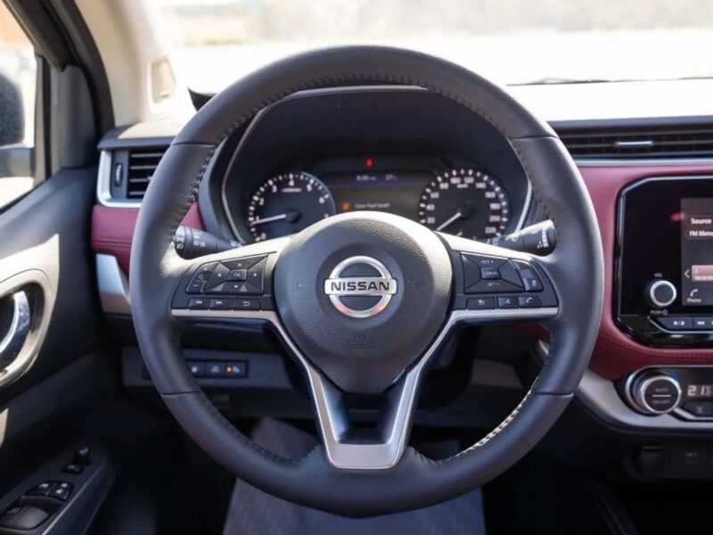 2024 Nissan Xterra Platinum 2.5 Litre 4-Cylinder Petrol Engine Grey Black SUV Automatic