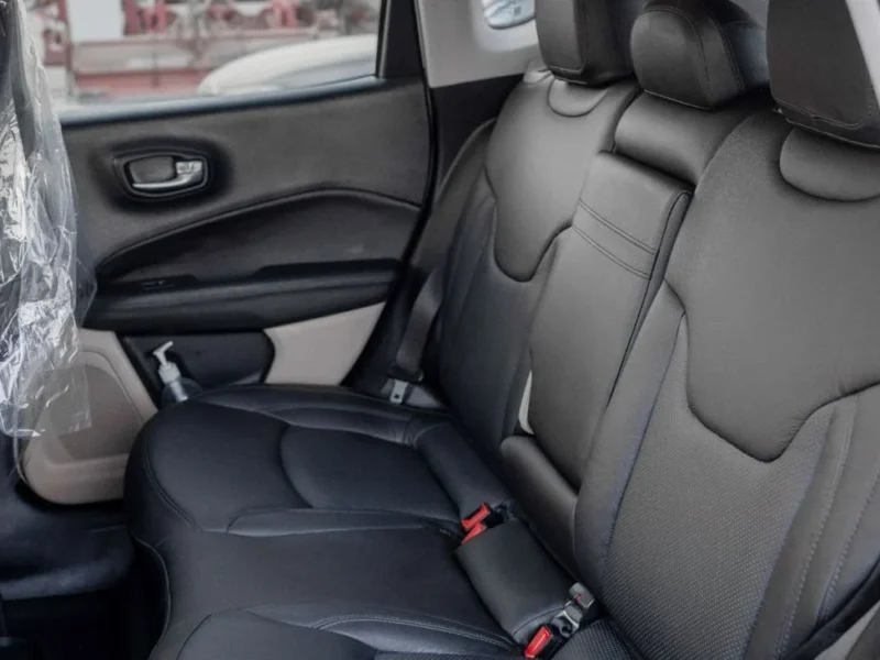 2020 Jeep Compass 2.4L Tigershark Naturally aspirated I-4 Engine White Black SUV