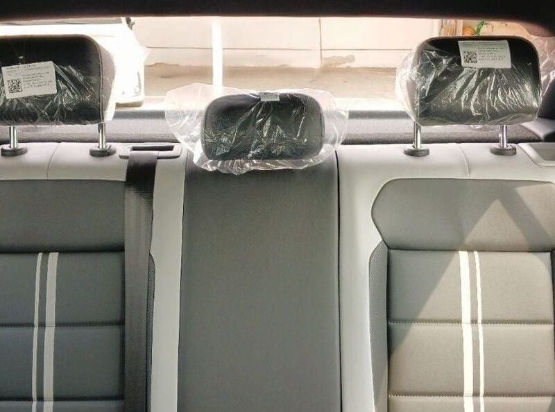 2025 Volkswagen T-Roc 1.5 Litres Inline 4-cylinder Petrol Engine White Black Hatchback