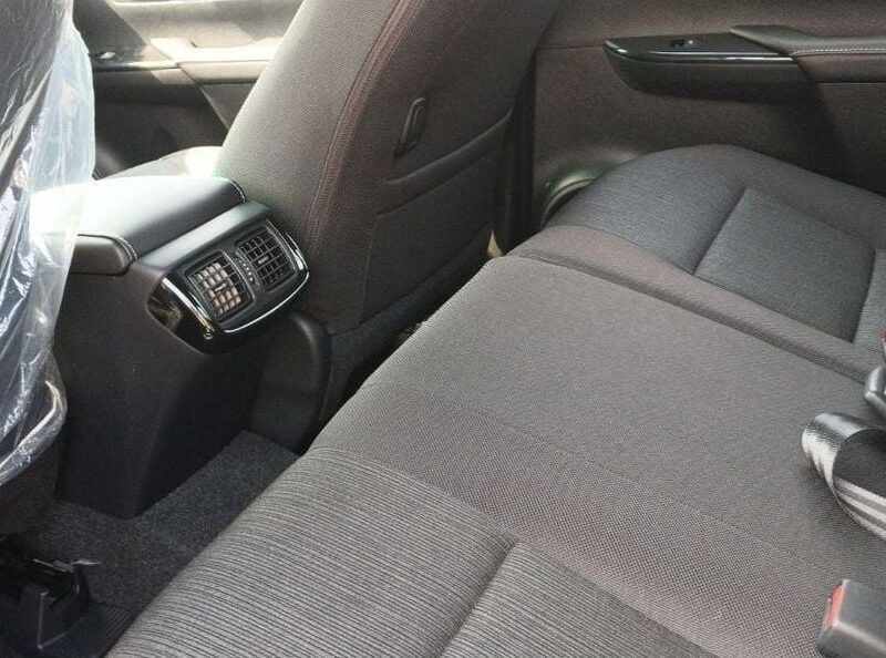 2024 Toyota Hilux Adventure 2.8L Inline 4-cylinder Turbocharged Diesel White Black Pickup Truck