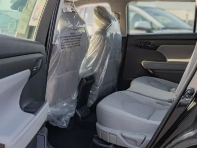 2026 Toyota Highlander LE 2.5L 4-Cylinder Hybrid Engine Silver Black SUV Automatic GCC