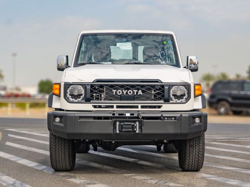 2026 Toyota Land Cruiser 70 2.8L 4-Cylinder Turbo Diesel Engine White Brown SUV