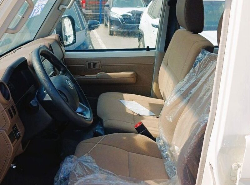 2024 Toyota Land Cruiser 70 4.0 Litres V6 Petrol Engine White Brown SUV Manual GCC
