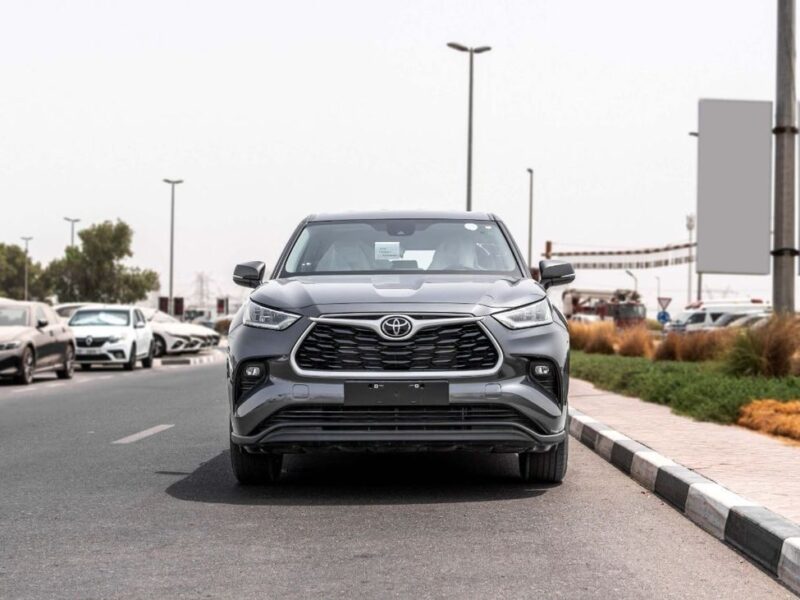 2026 Toyota Highlander LE 2.5L 4-Cylinder Hybrid Engine Grey SUV Automatic GCC