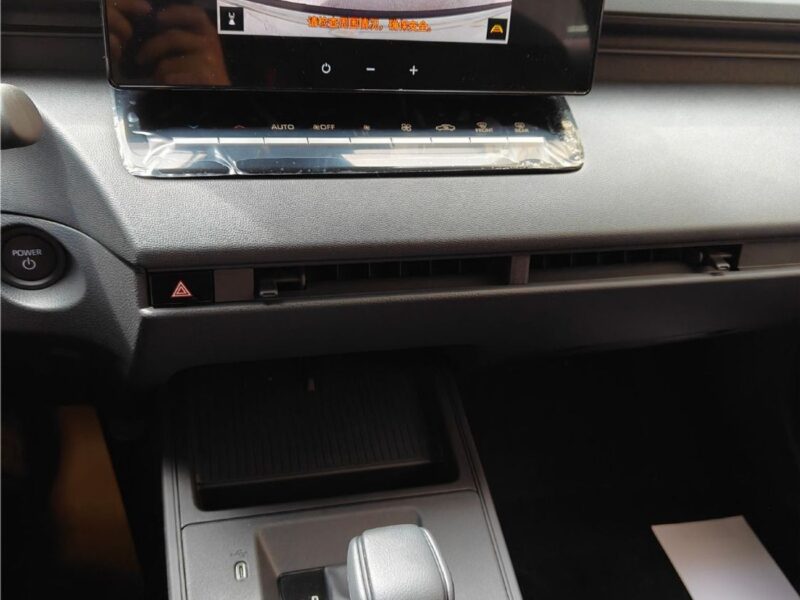 2026 Toyota Frontlander Leading 2.0 Litres 4 Cylinders Hybrid Engine White Black SUV