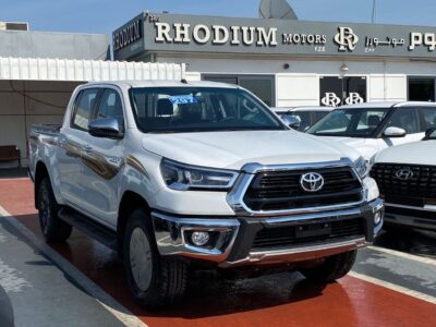 2024 Toyota Hilux 2.7 Liters Inline-4 Cylinders Petrol Engine White Maroon DC Pickup Truck
