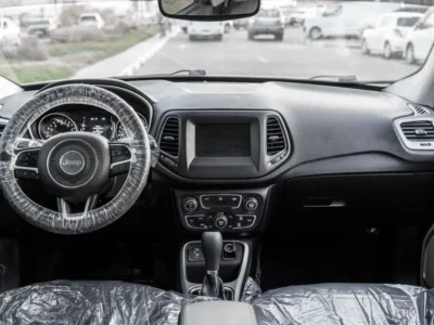 2020 Jeep Compass 2.4L Tigershark Naturally aspirated I-4 Engine White Black SUV