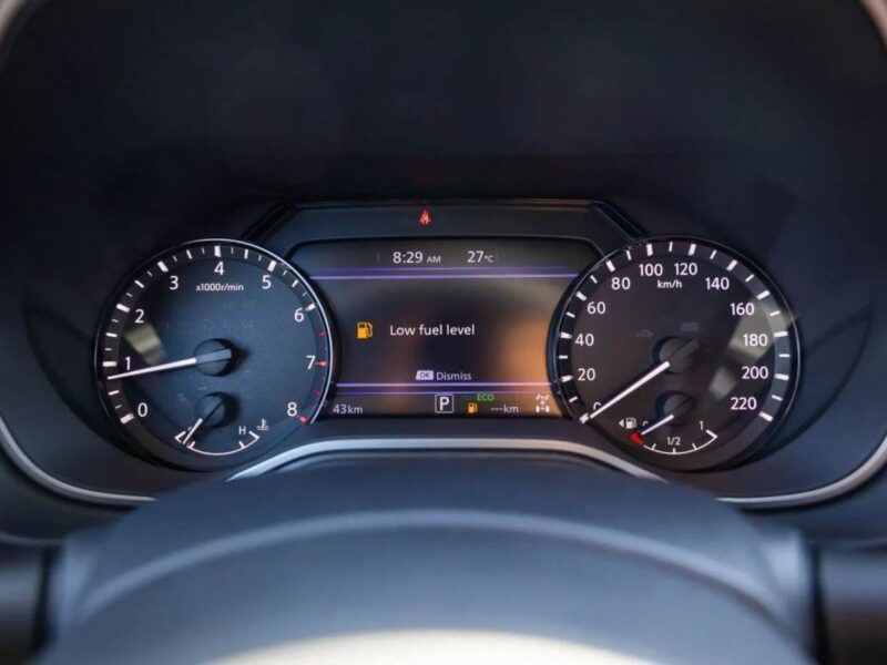 2024 Nissan Xterra Platinum 2.5 Litre 4-Cylinder Petrol Engine Grey Black SUV Automatic