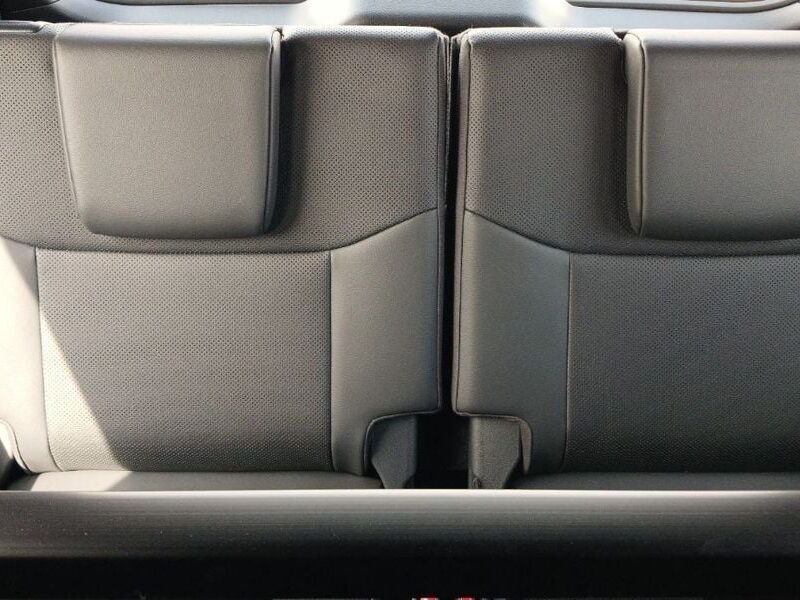 2024 Toyota Prado 2.8-liter Inline 4-cylinder Turbo Diesel Engine Black SUV GCC Specs