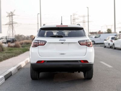 2020 Jeep Compass 2.4L Tigershark Naturally aspirated I-4 Engine White Black SUV