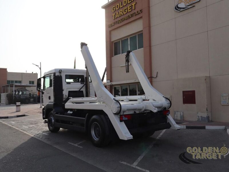 2012 MAN TGS 18.400 4x2 Skip Loader 6 Cylinder Diesel Engine Manual Gear