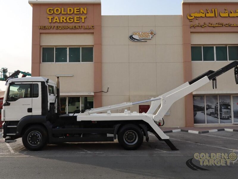 2012 MAN TGS 18.400 4x2 Skip Loader 6 Cylinder Diesel Engine Manual Gear