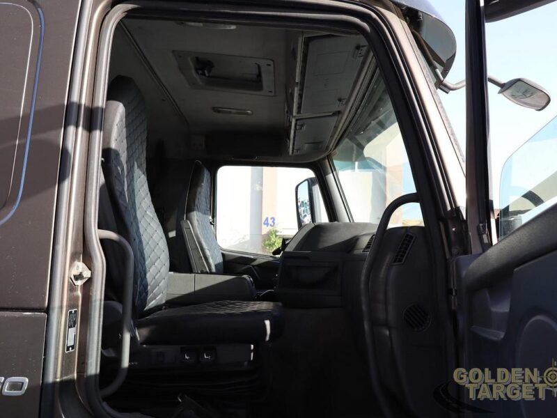 2013 VOLVO FM440 4x2 Skip Loader 6 Cylinder Diesel Engine Automatic Gear