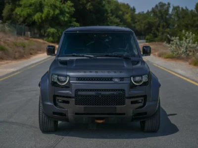 2025 Land Rover Defender 110 P635 Octa Edition One 4.4L Twin-Turbo V8 Grey Black SUV