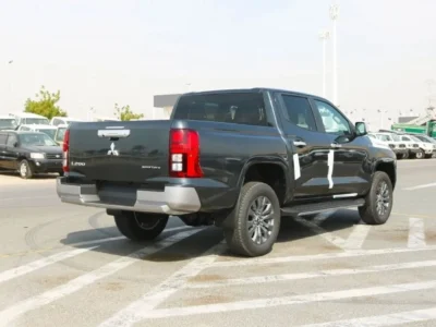 2026 Mitsubishi L200 Sportero 2.4L Turbocharged 4-Cylinder Diesel Grey Double Cab Pickup