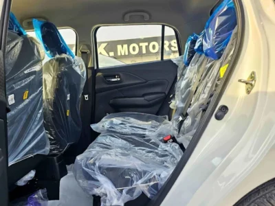 2026 Suzuki Swift GLX 1.2 Litres 3 Cylinders Petrol Engine White Black Hatchback GCC