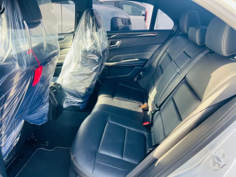 2016 Mercedes-Benz E300 2.0 litre 4-cylinder Turbocharged Petrol Engine Silver Black Sedan