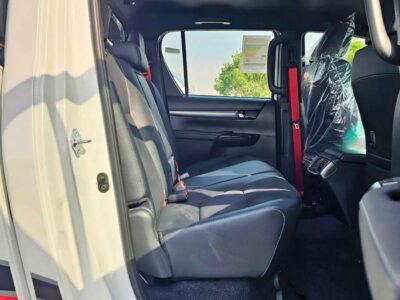 2026 Toyota Hilux GR Sport WIDE BODY 4.0L V6 Petrol White Black Double Cab Pick-up Truck