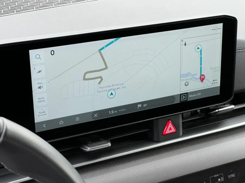 2025 Kia Carnival 3.5 Litres V6 Petrol Engine Silver Grey MPV Automatic FWD