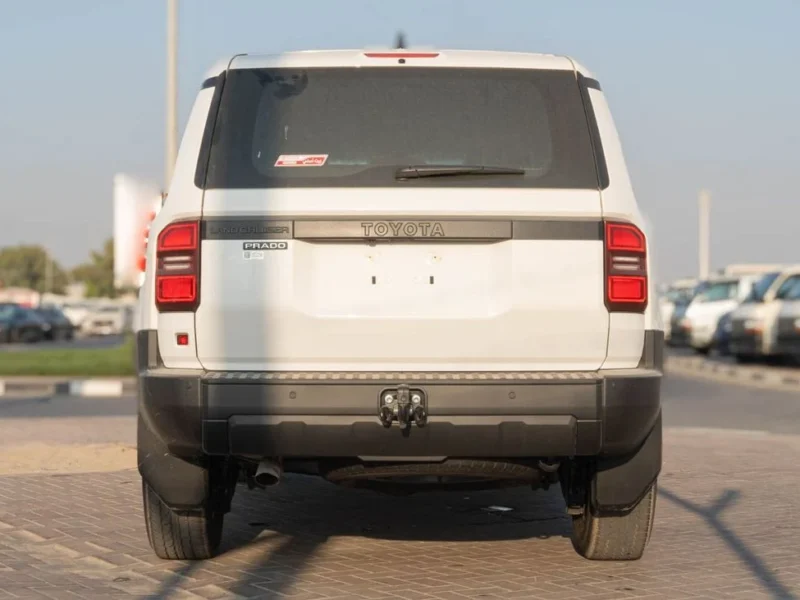 2026 Toyota Prado 2.8L 4-Cylinder Turbo Diesel Engine White Grey SUV GCC Specs