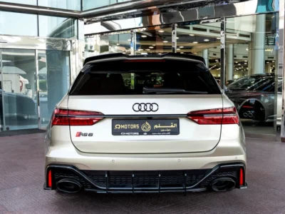 2021 Audi S6/RS6 4.0 TFSI quattro 4.0 Liters V8 Petrol Engine Gold Tan Wagon