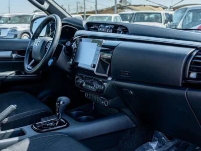 2026 Toyota Hilux Adventure 4.0L V6 Petrol Engine White Black Pickup Truck GCC Specs