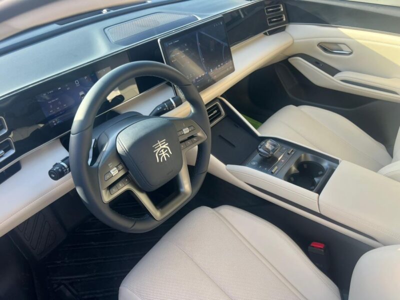 2025 BYD Qin Plus 1.5 Litres 4-cylinder inline-four Hybrid Engine White Beige Sedan