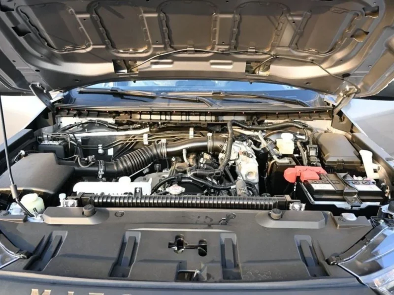 2026 Mitsubishi L200 GL 2.4-liter 4-cylinder Petrol Engine Silver Grey Pickup Truck MT