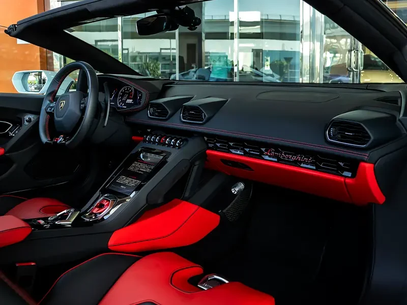 2021 Lamborghini Huracán EVO Spyder 5.2-liter V10 Petrol Engine White Red Convertible