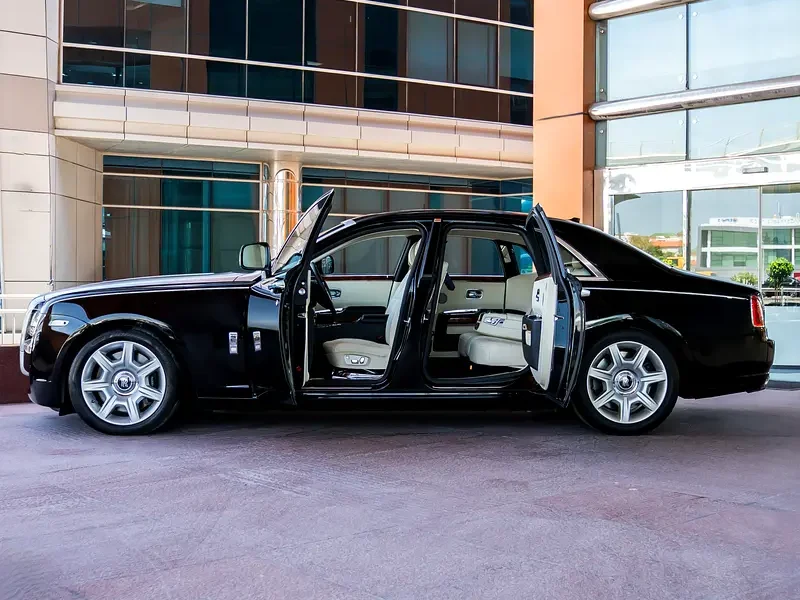 2010 Rolls-Royce Ghost Standard 6.6 Liters V12 Petrol Engine Black White Sedan GCC