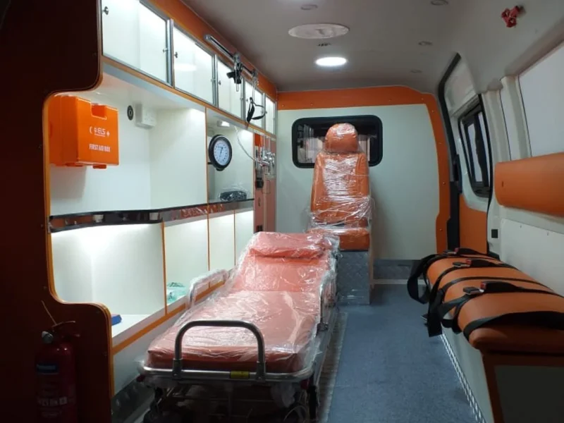 2026 Hyundai H1 Starex Ambulance 2.5L 4-Cylinder Petrol Engine White Orange Van GCC