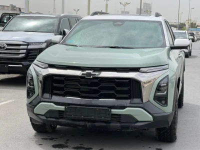 2025 Chevrolet Equinox ACTIV 1.5L Turbocharged 4-cylinder Petrol Engine Green Tan SUV