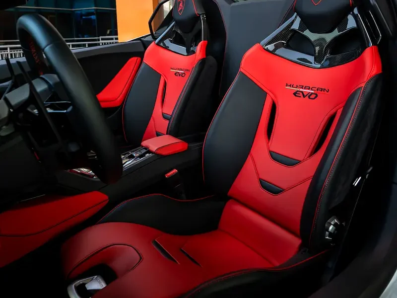 2021 Lamborghini Huracán EVO Spyder 5.2-liter V10 Petrol Engine White Red Convertible