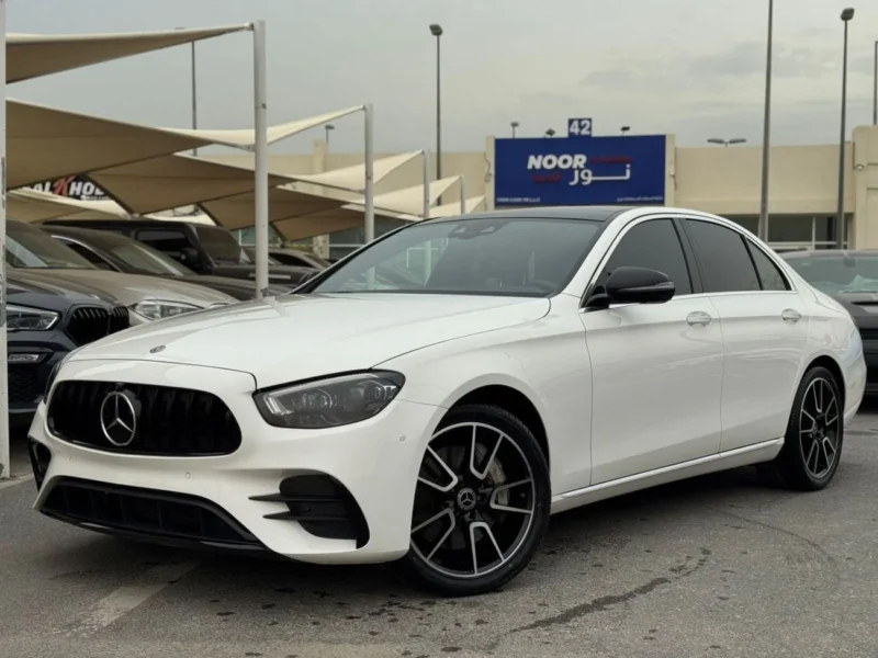 2022 Mercedes-Benz E450 .0L Inline-6 Turbocharged Hybrid Engine White Black Sedan