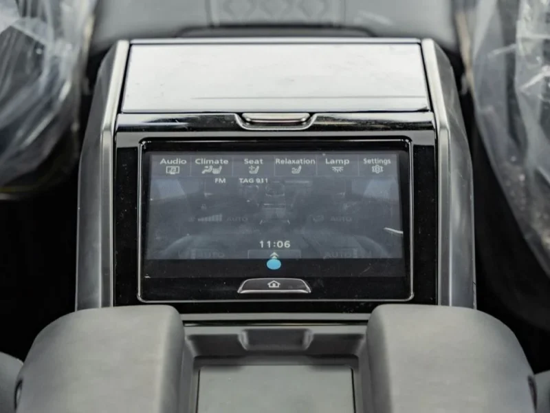 2026 Lexus LX600 VIP 3.5-liter V6 twin-turbocharged Petrol Engine Black SUV GCC Specs