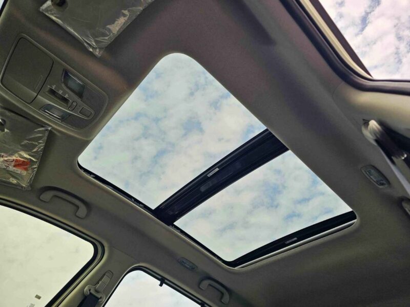 2026 Toyota Urban Cruiser GLX NEODRIVE 1.5L PETROL V4 White Maroon Crossover