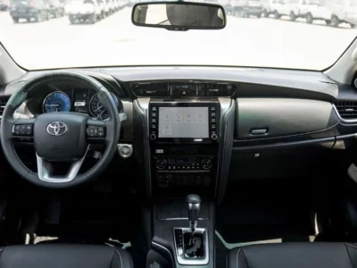 2024 Toyota Fortuner 2.8-liter 4-cylinder Diesel Engine White Black SUV Automatic