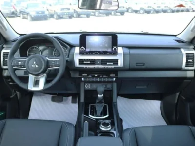 2026 Mitsubishi L200 Sportero 2.4L Turbocharged 4-Cylinder Diesel Grey Double Cab Pickup