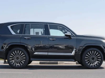 2026 Lexus LX600 VIP 3.5-liter V6 twin-turbocharged Petrol Engine Black SUV GCC Specs