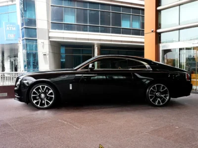 2017 Rolls-Royce Wraith 6.6 Litre Twin-Turbo V12 Black Fastback Coupe STAR LIGHT