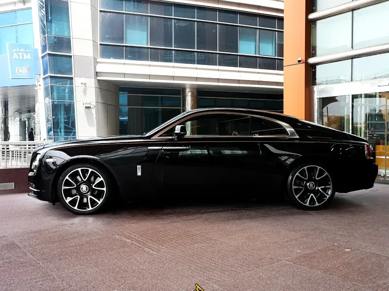 2017 Rolls-Royce Wraith 6.6 Litre Twin-Turbo V12 Black Fastback Coupe STAR LIGHT