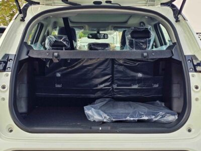 2026 Toyota Urban Cruiser GLX NEODRIVE 1.5L PETROL V4 White Maroon Crossover