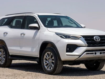 2024 Toyota Fortuner 2.8-liter 4-cylinder Diesel Engine White Black SUV Automatic